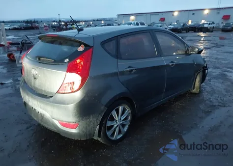 2012 Hyundai Accent Se z USA, uszkodzony, nr VIN KMHCU5AE3CU035293